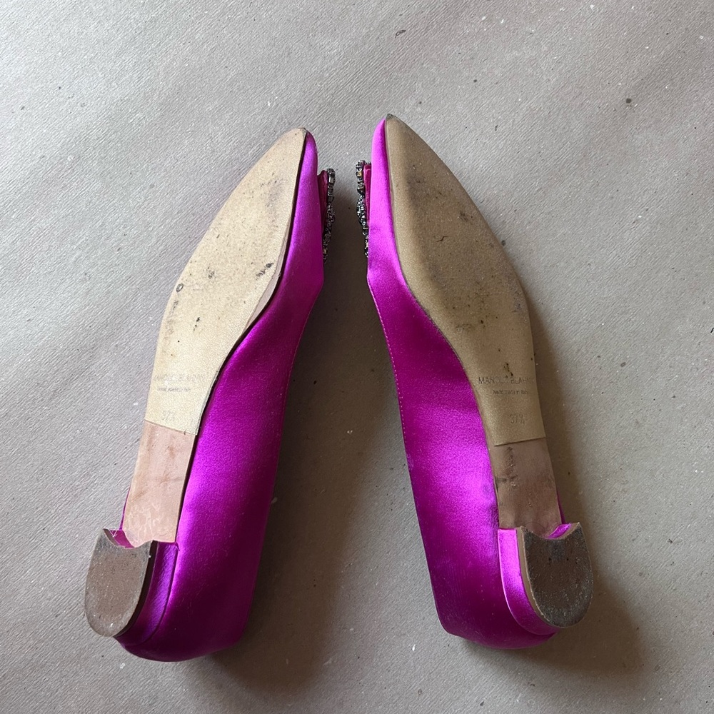 Manolo Blahnik Hangisi Flats - Picture 3 of 4